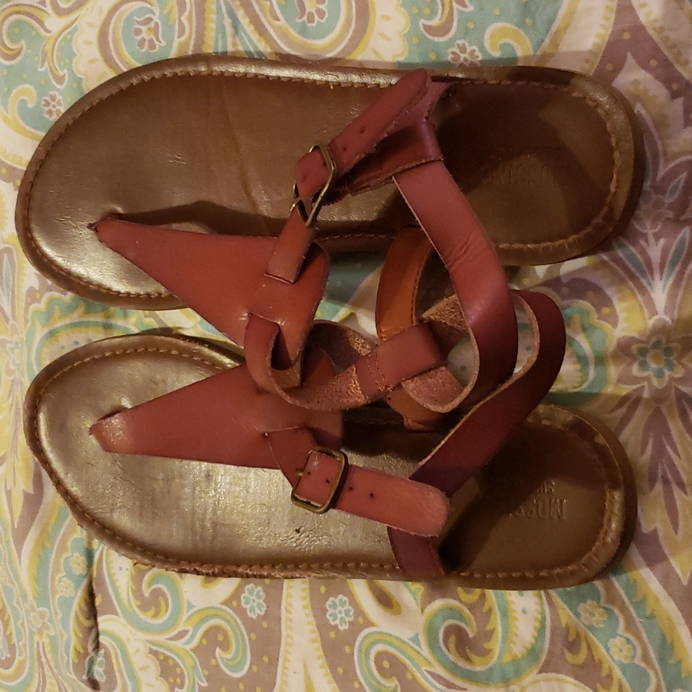 Sandal flats